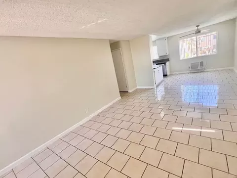 10356 Commerce Ave, Tujunga, CA 91042 photo 4