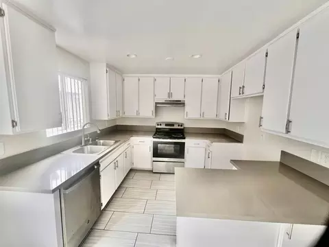 10356 Commerce Ave, Tujunga, CA 91042