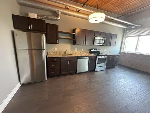 820 Monroe Ave NW, Grand Rapids, MI 49503
