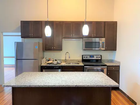 212 3rd St, Troy, NY 12180