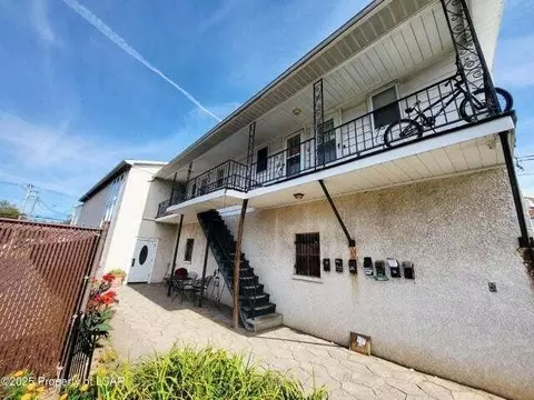 208 Wyoming Ave, Wyoming, PA 18644
