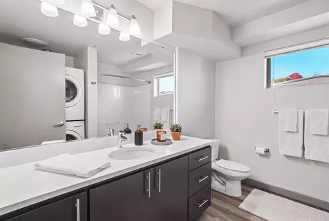 1111 E Union St, Seattle, WA 98122 photo 4