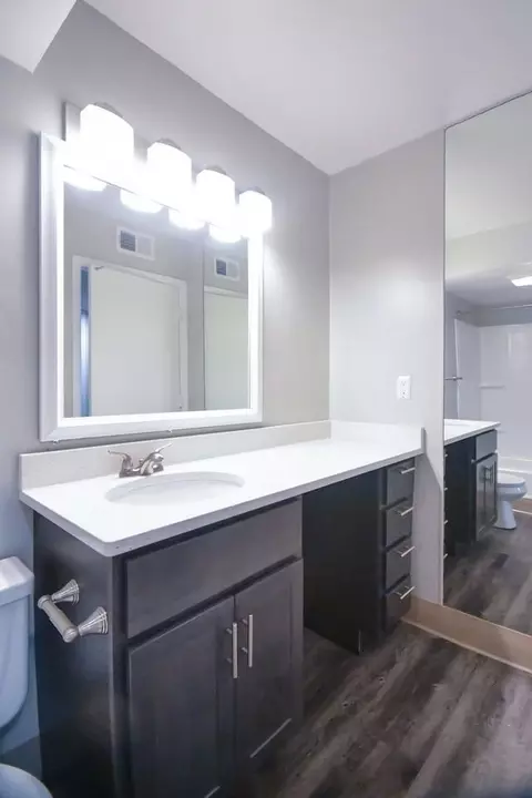 1027 Tivoli Cres, Virginia Beach, VA 23453
