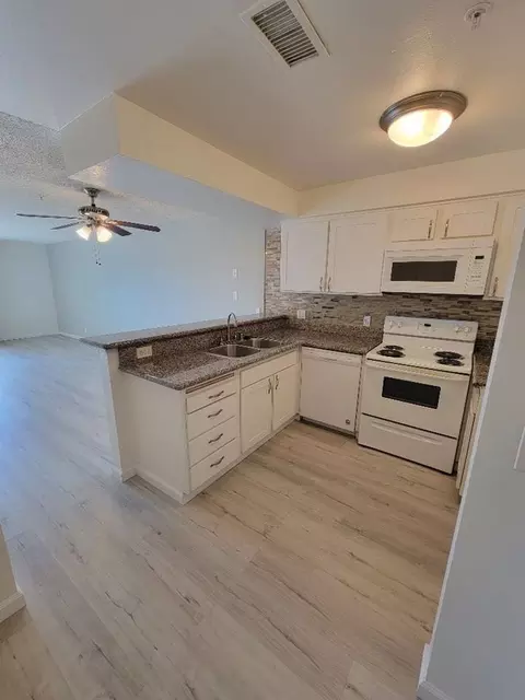 2642 W Lincoln Ave, Anaheim, CA 92801
