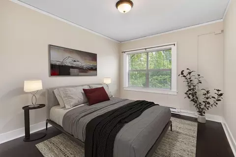 220 16th Ave E, Seattle, WA 98112