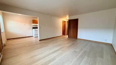 3200 NE 140th St, Seattle, WA 98125