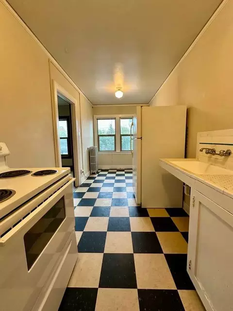 1505 NW 60th St, Seattle, WA 98107