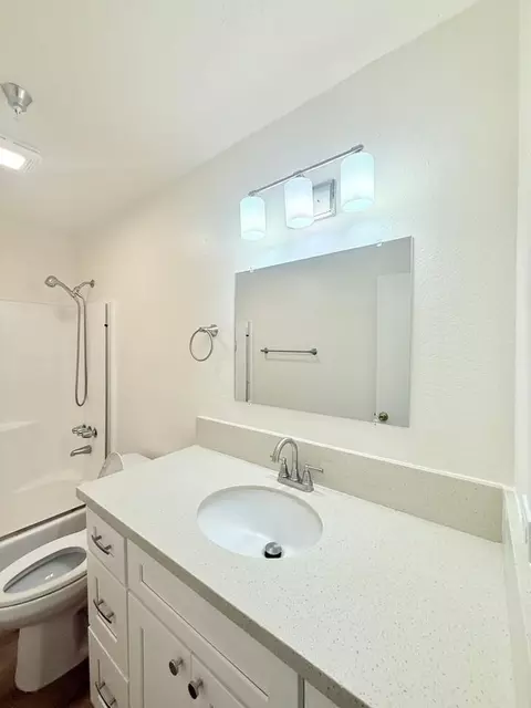 12516 Cranbrook Ave, Hawthorne, CA 90250 photo 6
