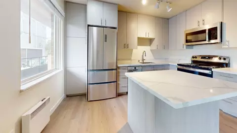 1212 E Howell St, Seattle, WA 98122