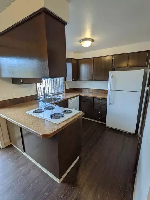 4450 SW Stoddard Dr, Aloha, OR 97078 photo 5