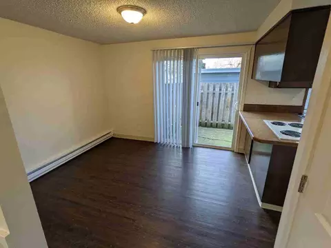 4450 SW Stoddard Dr, Aloha, OR 97078 photo 4
