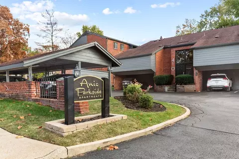 447 W Jefferson Ave, Kirkwood, MO 63122