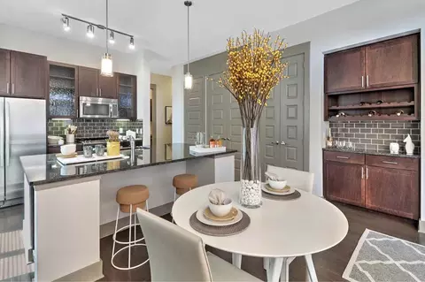 2424 Capitol St, Houston, TX 77003 photo 10