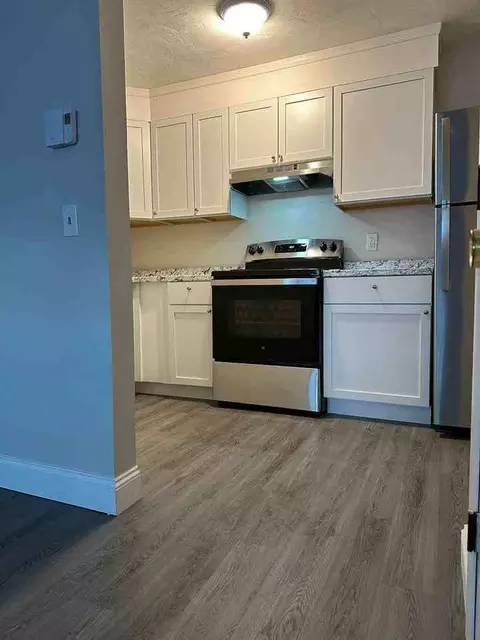 1093 Main St, Leicester, MA 01524