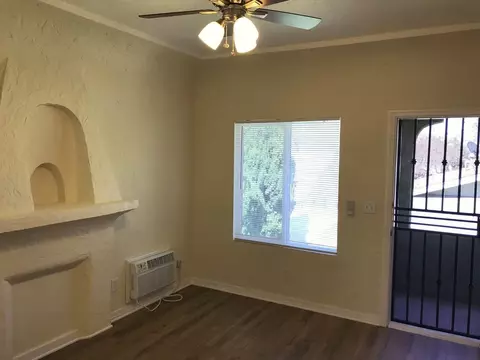 1409 Warren Ave, Long Beach, CA 90813 photo 7
