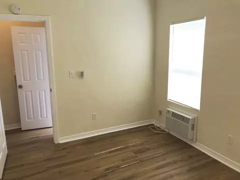 1409 Warren Ave, Long Beach, CA 90813 photo 8