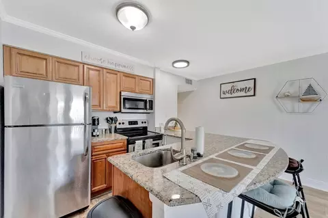Undisclosed, Tampa, FL 33607 photo 13
