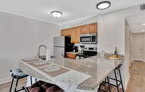 Undisclosed, Tampa, FL 33607 photo 8