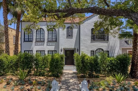 2204 7th Ave, Los Angeles, CA 90018