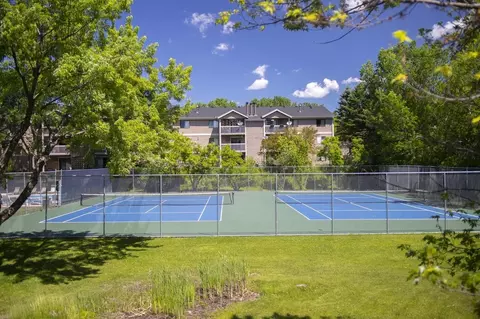 1813 Trailway Dr, Eagan, MN 55122 photo 24