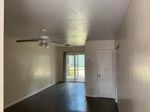 627 SW 69th Ter, Gainesville, FL 32607