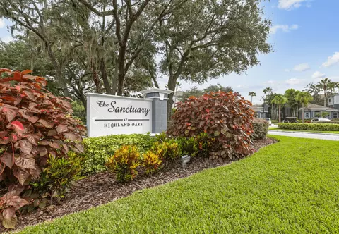 10246 Douglas Oaks Cir, Tampa, FL 33610 photo 26
