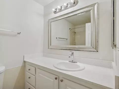 15606 NE 40th St #BLDG Z, Redmond, WA 98052 photo 14