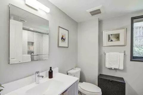 2144 California St NW, Washington, DC 20008 photo 9