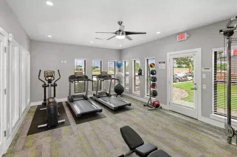 301 Fair Oaks Blvd, Euless, TX 76039 photo 5