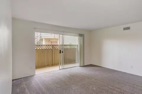 859 N Mountain Ave, Upland, CA 91786