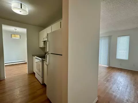 3060 SW Avalon Way, Seattle, WA 98126
