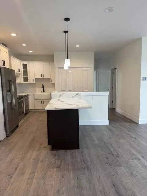 4885 River Rd N, Keizer, OR 97303