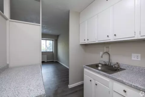728 N Jennings Rd, Independence, MO 64056 photo 12