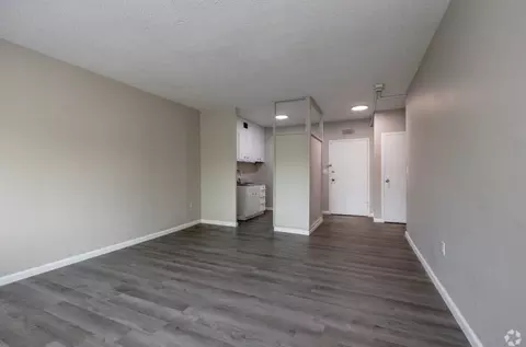728 N Jennings Rd, Independence, MO 64056 photo 10