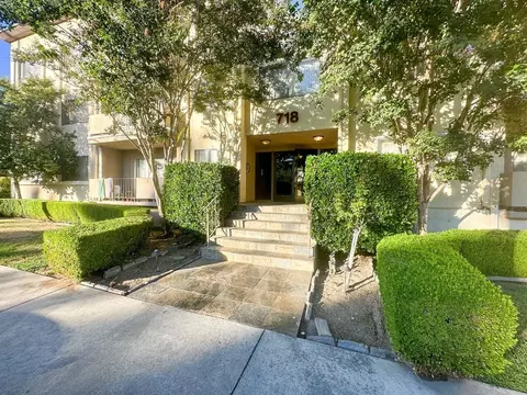 718 N Monterey St, Alhambra, CA 91801