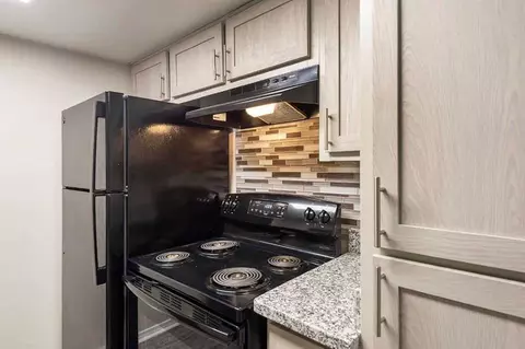 15603 Gulf Fwy, Webster, TX 77598 photo 7