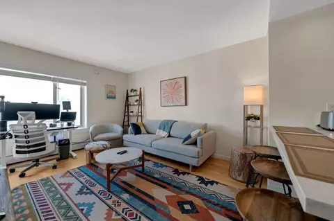 899 Pine St, San Francisco, CA 94108