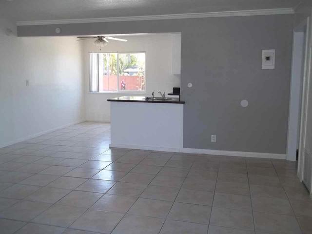 1846 Placentia Ave, Costa Mesa, CA 92627
