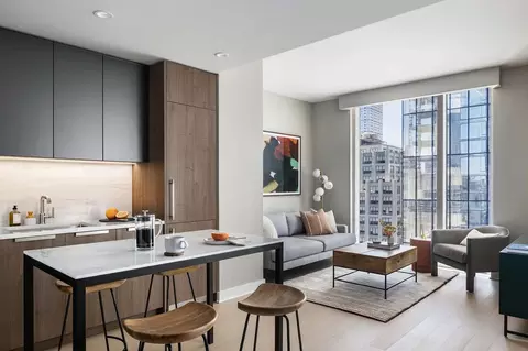 455 10th Ave, New York, NY 10018