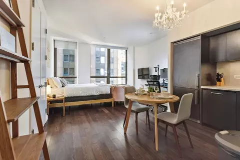 110 Wall St, New York, NY 10005
