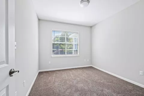 310 Highroad Dr, Charlotte, NC 28262 photo 27