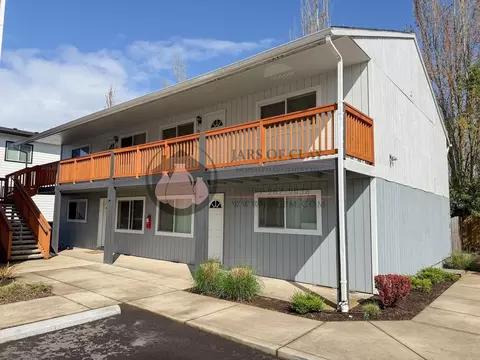 621 Plymouth Dr NE, Keizer, OR 97303