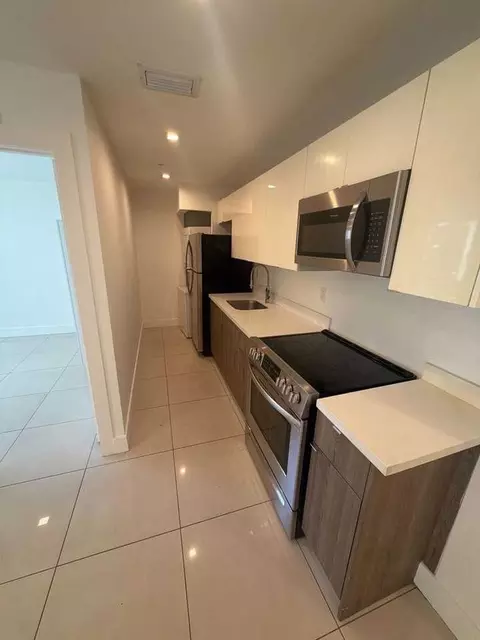 821 SW 18th Ave, Miami, FL 33135