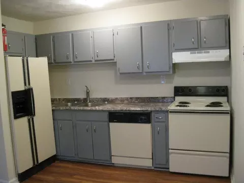 1372 W Ocean View Ave, Norfolk, VA 23503