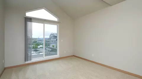 521 S Weller St, Seattle, WA 98104 photo 17