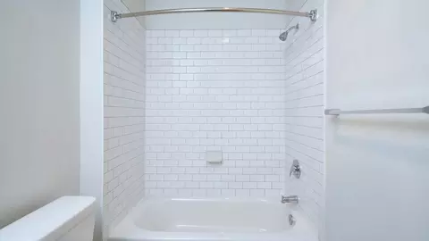 521 S Weller St, Seattle, WA 98104 photo 36