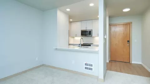 521 S Weller St, Seattle, WA 98104 photo 37
