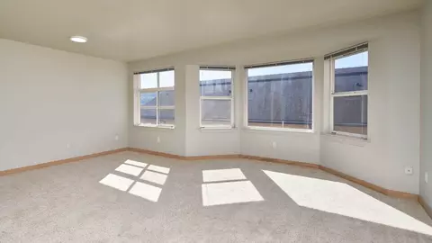 521 S Weller St, Seattle, WA 98104 photo 40