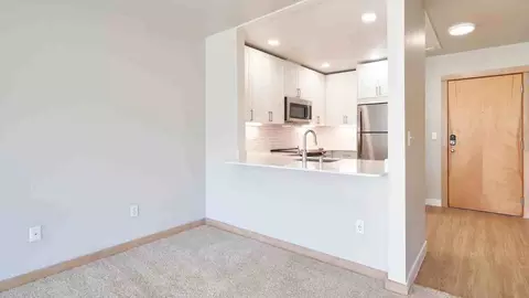 521 S Weller St, Seattle, WA 98104 photo 38