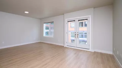 521 S Weller St, Seattle, WA 98104 photo 45